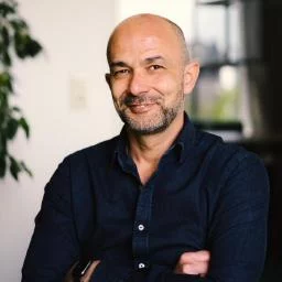 alirezarezvani/claude-skills – 362个Claude Code技能包